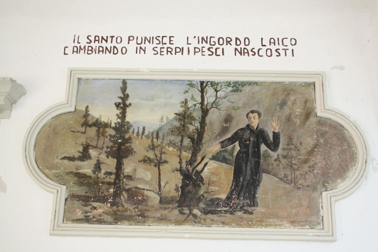 La Casetta Di Anna Villalago Exterior foto