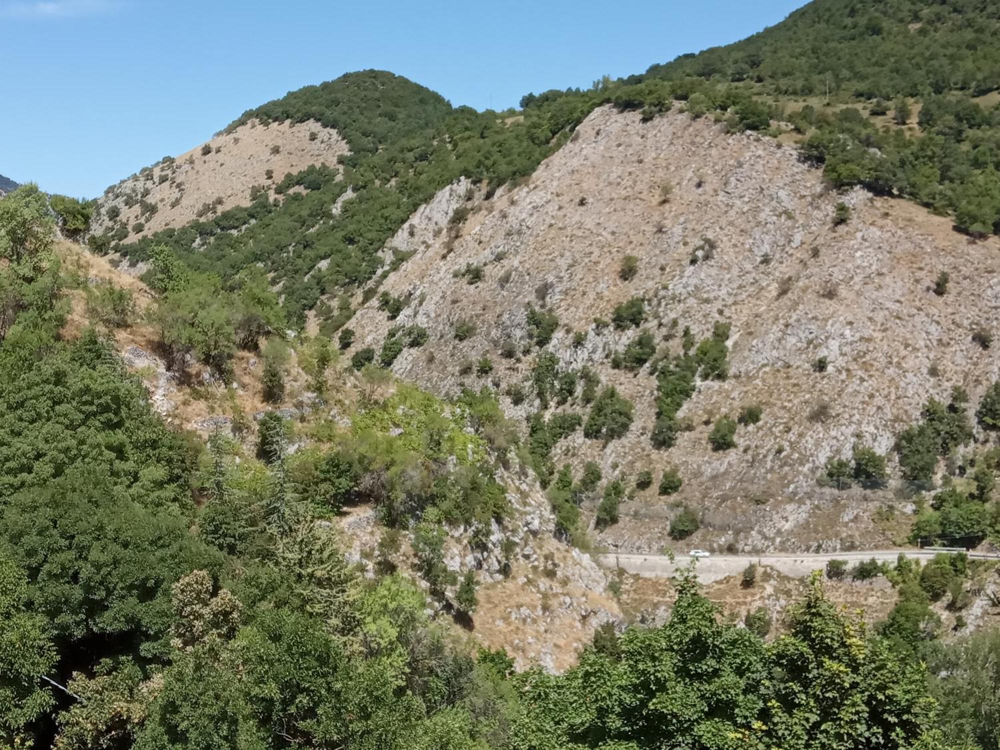La Casetta Di Anna Villalago Exterior foto
